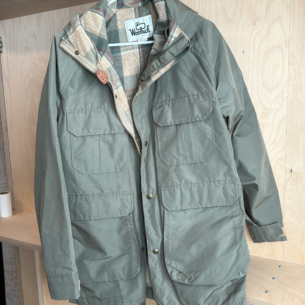 VINTAGE Woolrich Parka Hooded Blanket Lined - Size Small